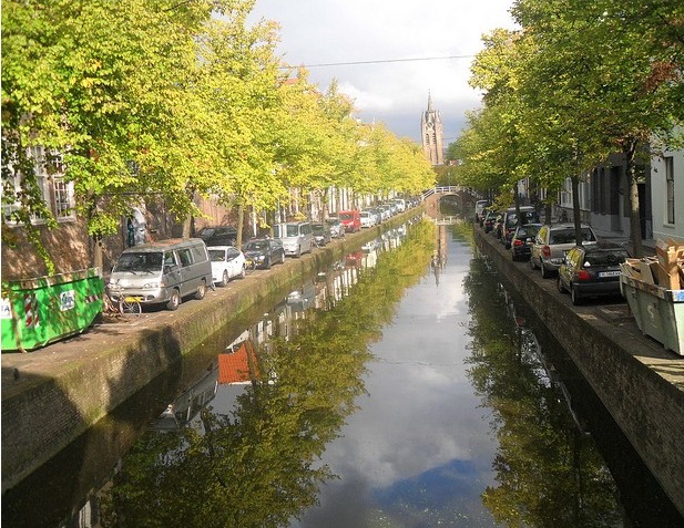 delft